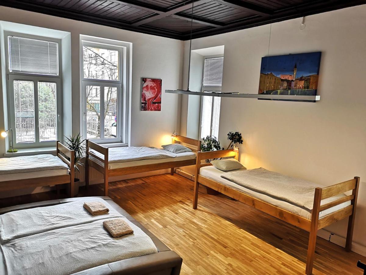 Unique Vila Veselova, Ljubljana City Center Екстер'єр фото